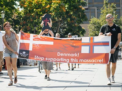 shutterstock_308920094 hvaler dyr demonstration 400px